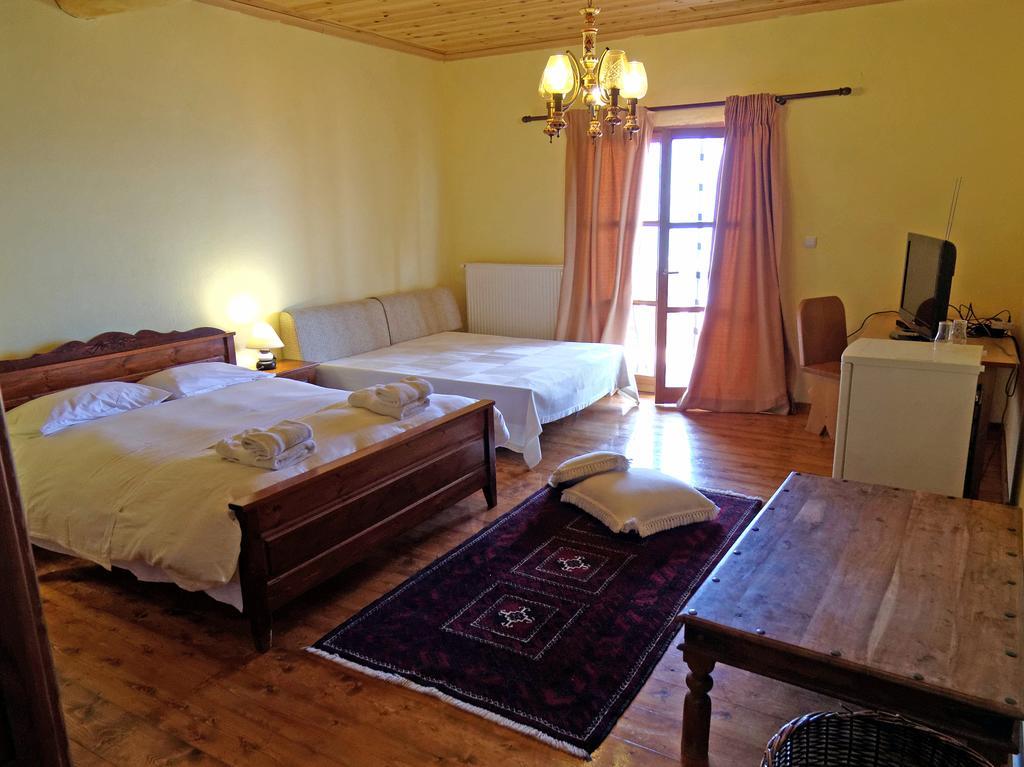 Nimbus Guesthouse Sidhirokhorion Ruang foto